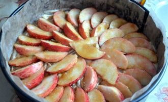 Яблочный пирог с нутеллой