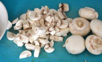 Мусака из грибов и чечевицы