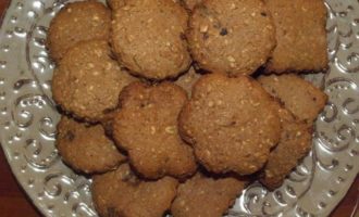Овсянно-ореховое печенье с шоколадом