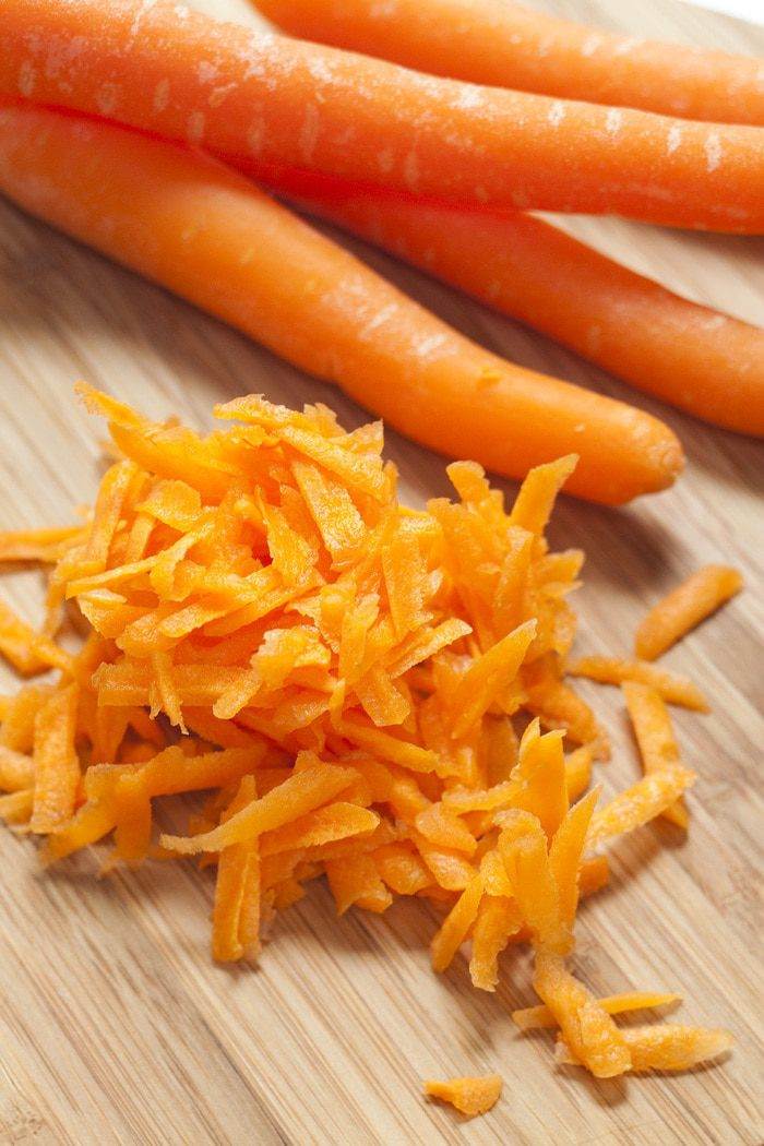 Морковь чищенная. Морковь авокадо