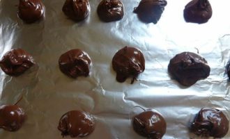 Ванильное печенье с шоколадно-ореховой начинкой